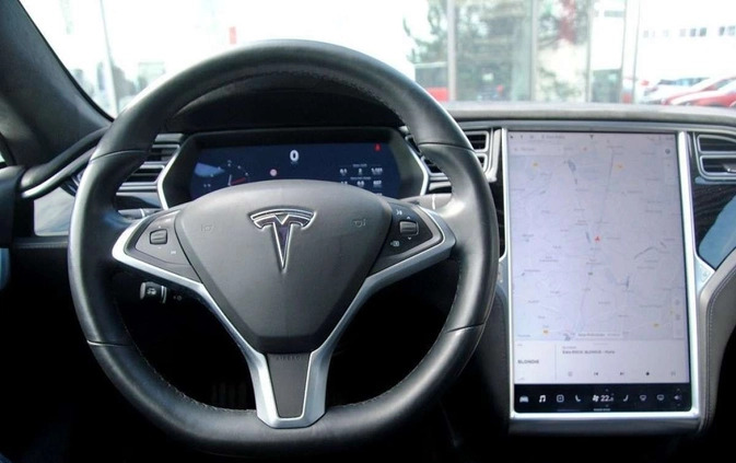 Tesla Model S cena 167900 przebieg: 181000, rok produkcji 2017 z Witkowo małe 172